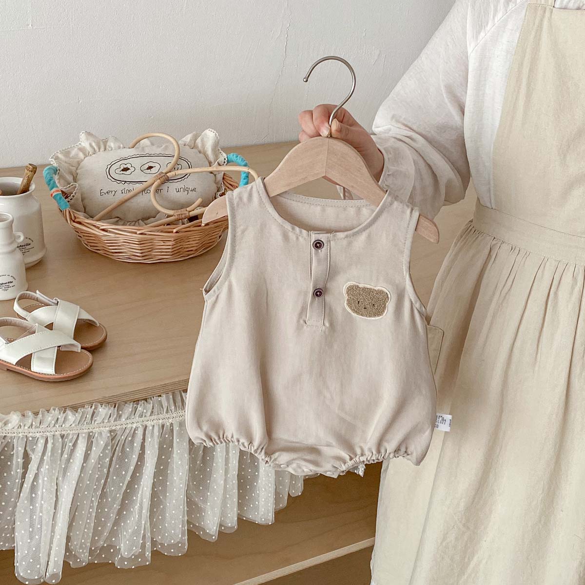 Mono de Verano para Bebé con D - Baby Summer Linen Sleeveless Jumpsuit reseña y precio